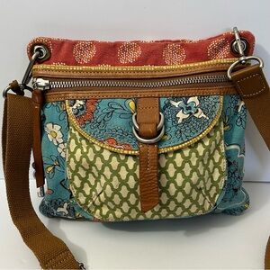 Fossil - Vintage Multicolor Flower Canvas Crossbody Bag with Leather Trims.